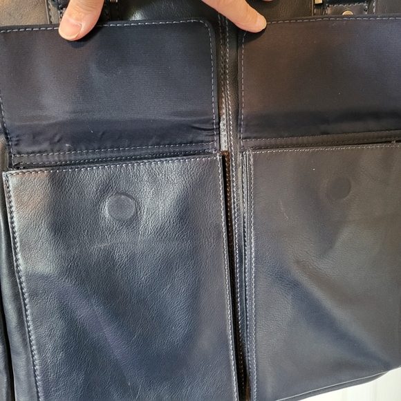 Authentic Danier laptop bag, never used, dusty blue colour 13x13x3 - Picture 5 of 5